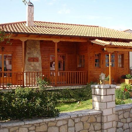 Xylino Chalet Kalavryta Exterior foto