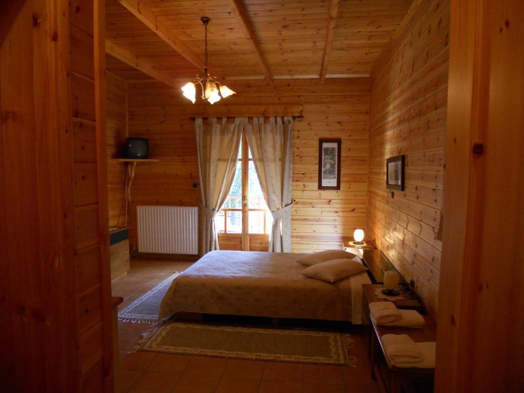 Xylino Chalet Kalavryta Exterior foto