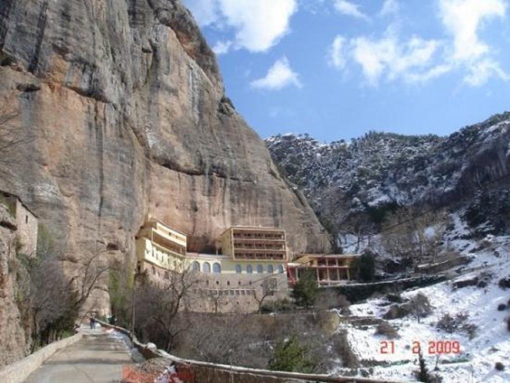 Xylino Chalet Kalavryta Exterior foto