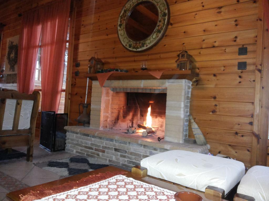 Xylino Chalet Kalavryta Exterior foto