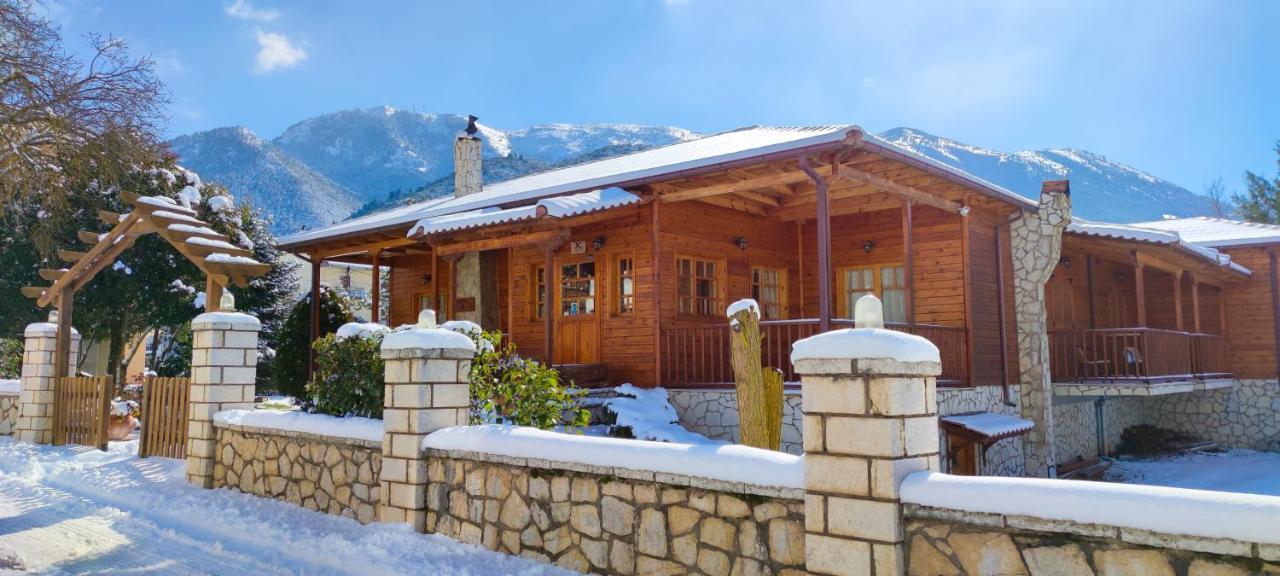 Xylino Chalet Kalavryta Exterior foto