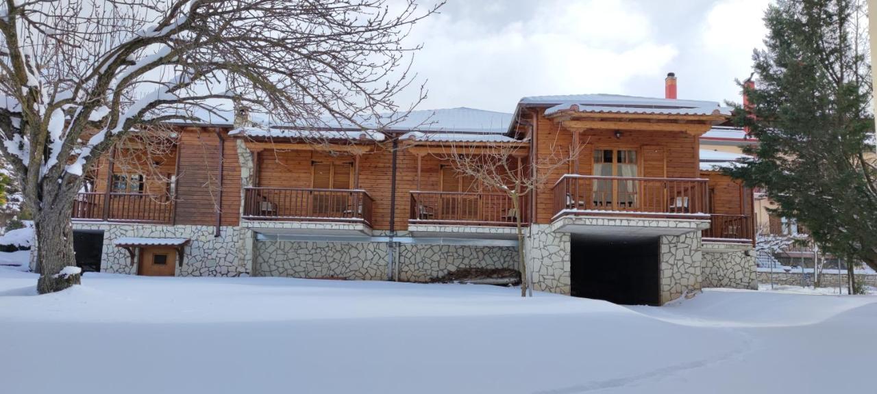 Xylino Chalet Kalavryta Exterior foto